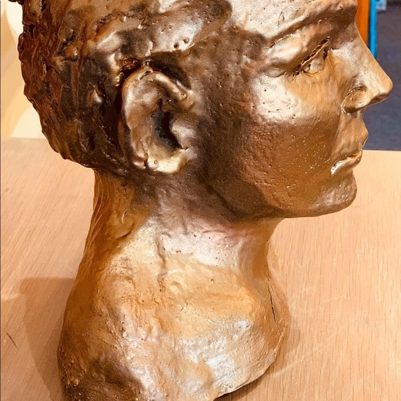 ‘Profile of a Woman’ original Sculpture by Kristina Sablan - Picture 4 of 9